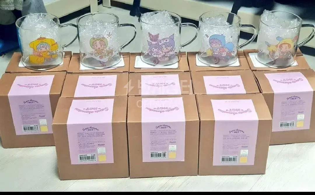 엔시티 산리오 글래스컵 nct sanrio glass cup